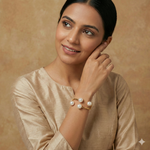 Load image into Gallery viewer, Pearl Bracelet
