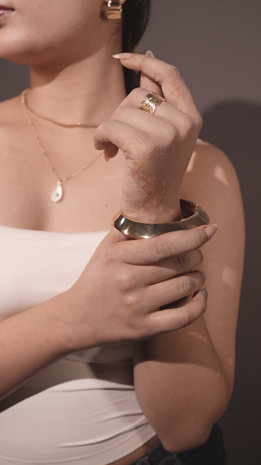 Lustra Crown Bangles